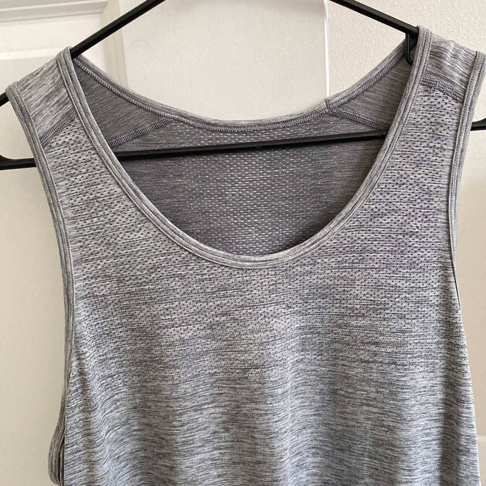 Lululemon Metal Vent Tech 2.0 Tank Top Grey Men’s Large